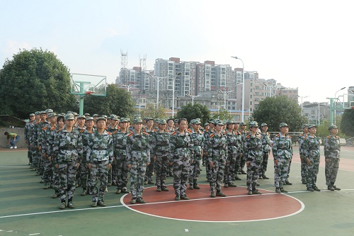 7e82471cd79a4012896e0f7cb41deec2.jpg