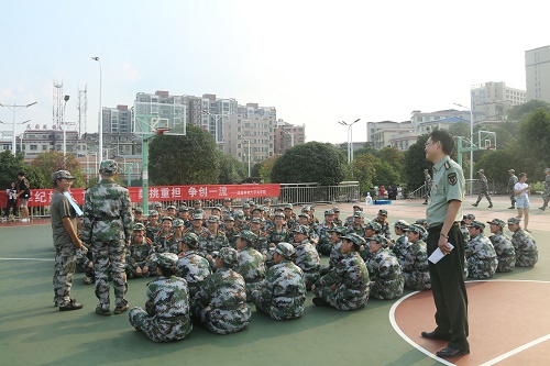 e3c5bec63fda48f3bd7f955aeacc7254.jpg