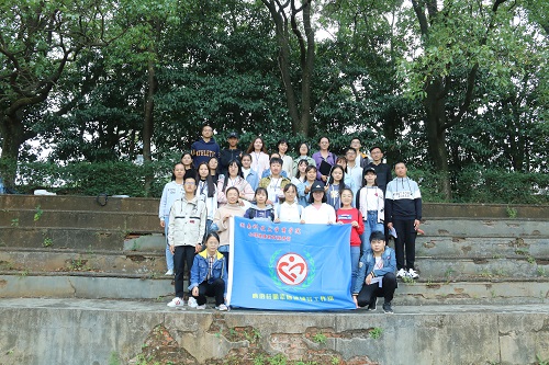 1e20b501a2b8417796c05eba8ba95880.png