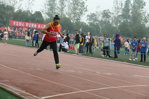 a7bf042ea2394c9eac15012d1359dd5b.jpg