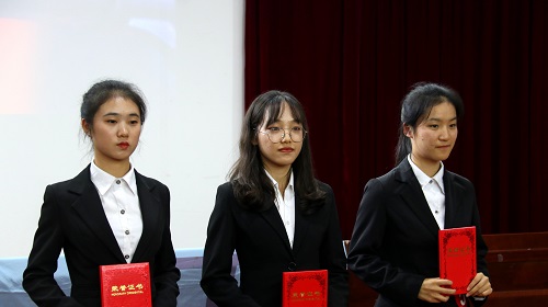 64dc7cf55038468f884c65d6db41693d.jpg
