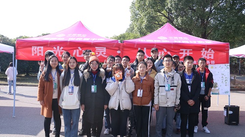 5b3c1acebbc44bfc96b347ba46a99b4a.jpg